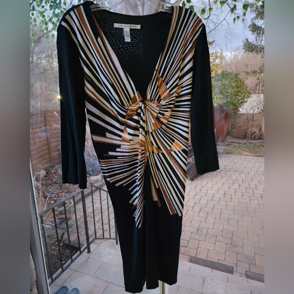 Diane von Furstenberg - Black & Tan Sunburst Patterned Silk Dress Sz 12 - Picture 7 of 8